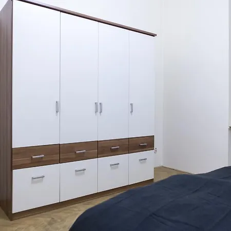 Ostrovni Centre Appartement